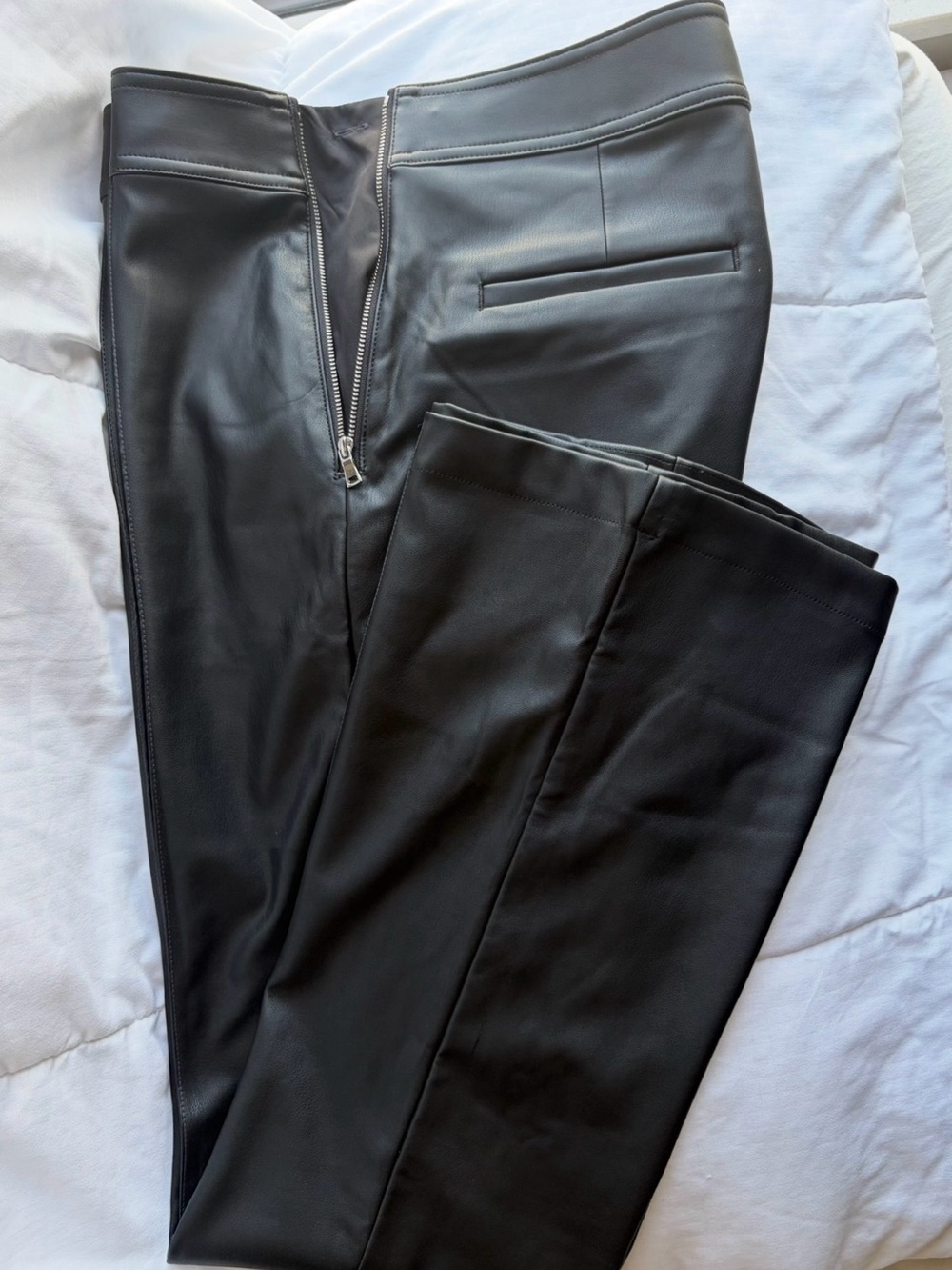 LOFT Size 10 Black Faux Leather Look.
Long Bootcut Flare Pants. Side Zipper. - Picture 10 of 15